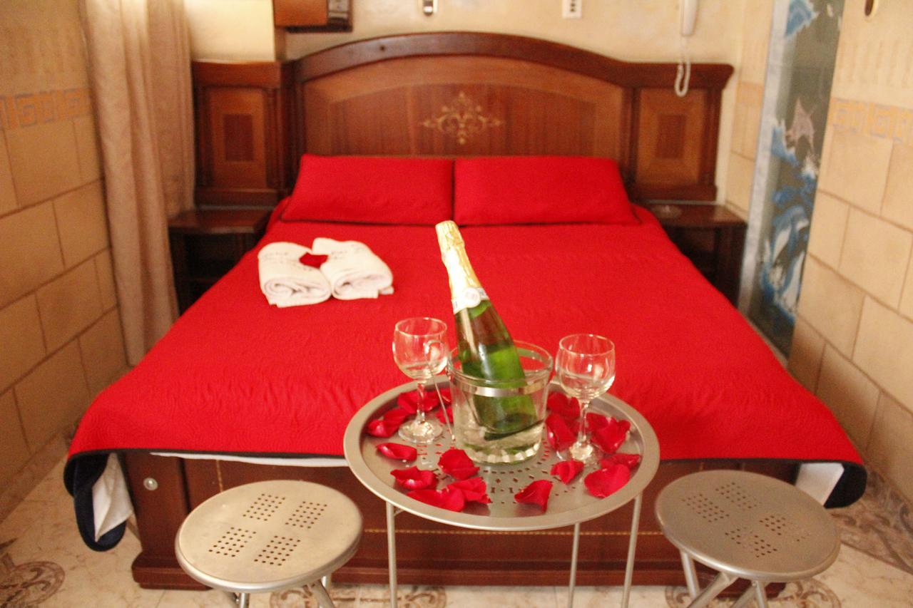 בוגוטה Motel Piramides De Cristal מראה חיצוני תמונה